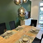 Deluxe M17 Lägenhet