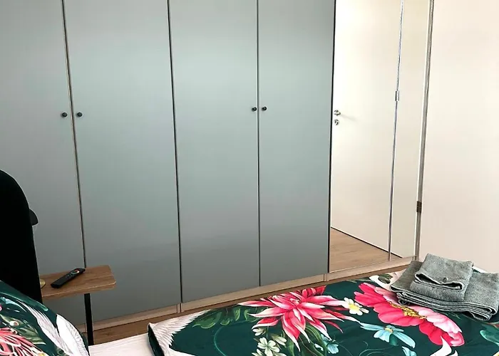 M17 - Loc Apartament