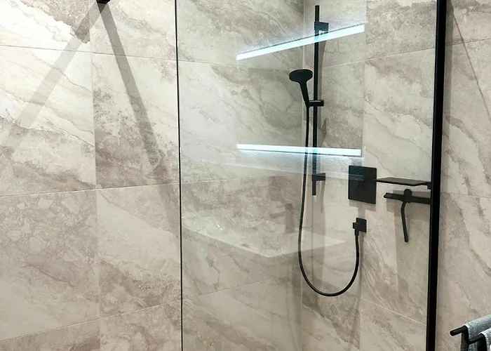 M17 - Loc Apartament